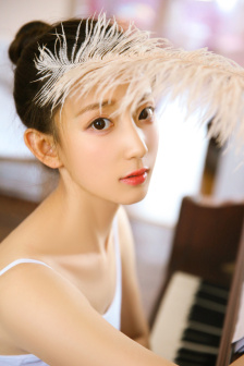系统之名养成器女主